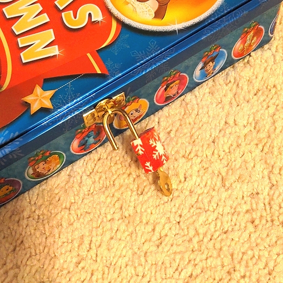 Disney Christmas Countdown Tin with Storytime Book - Picture 8 of 11